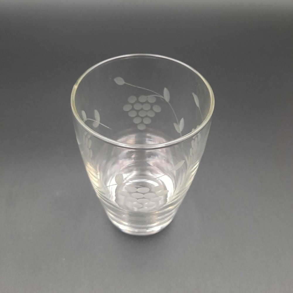 Vintage Etched Crystal Grape Tumbler – MCM Clear‎ Juice Glass w/ Vine Design - Picture 2 of 4